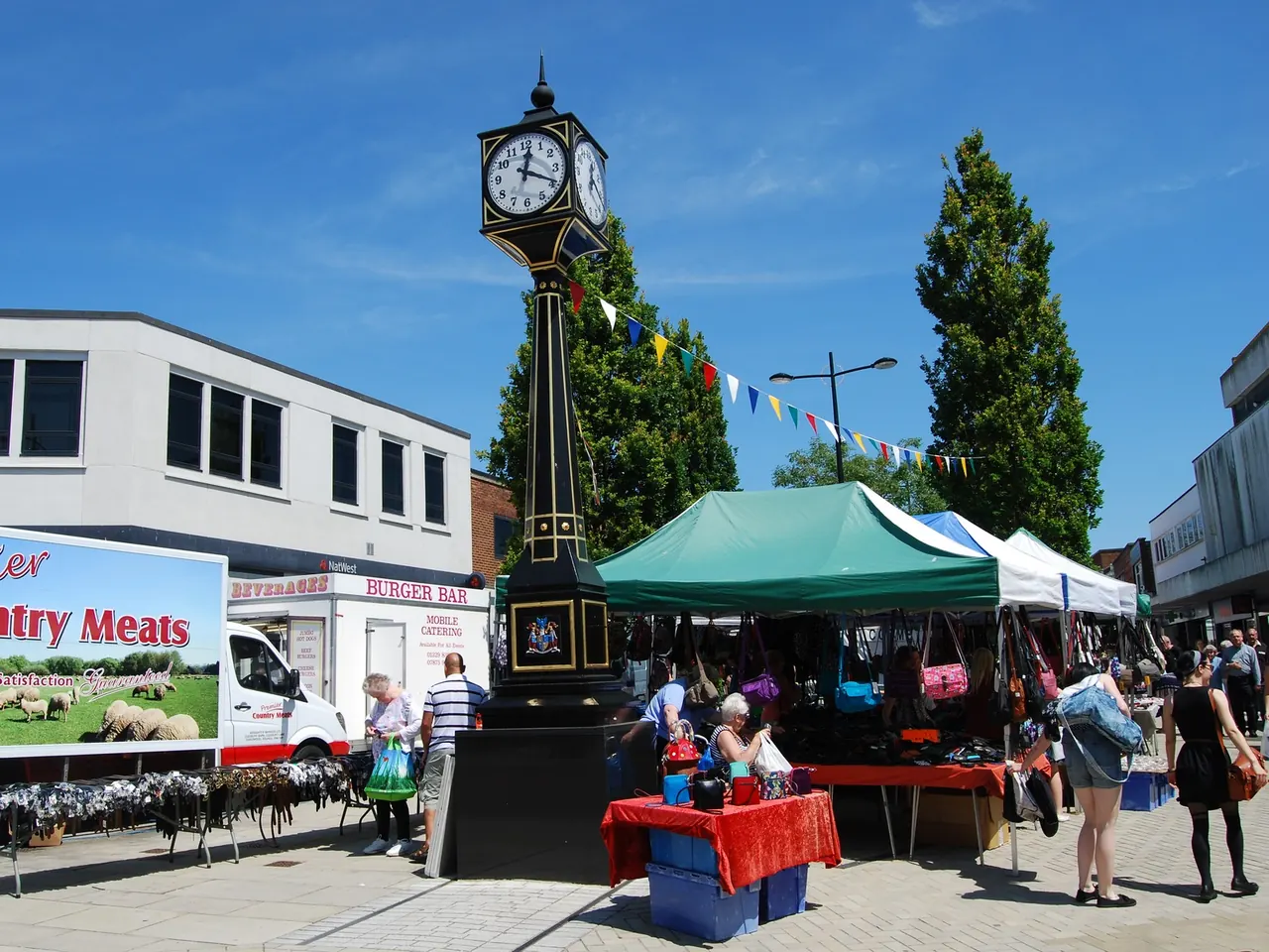The town clock, London Road, Waterlooville